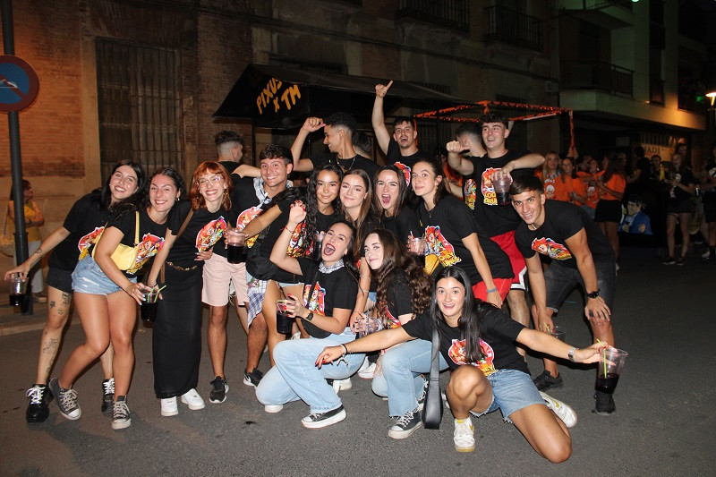 DESFILE PEu00d1AS 13