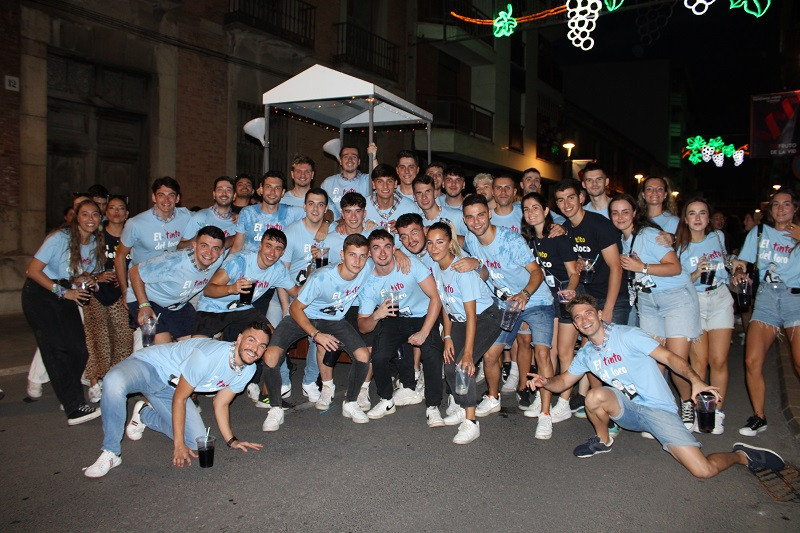 DESFILE PEu00d1AS 16