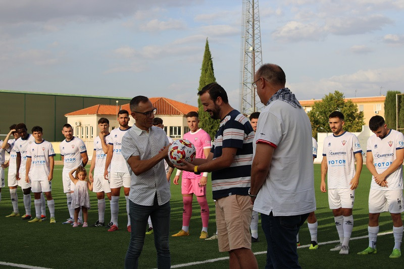 PRESENTACION EQUIPO FUTBOL 4