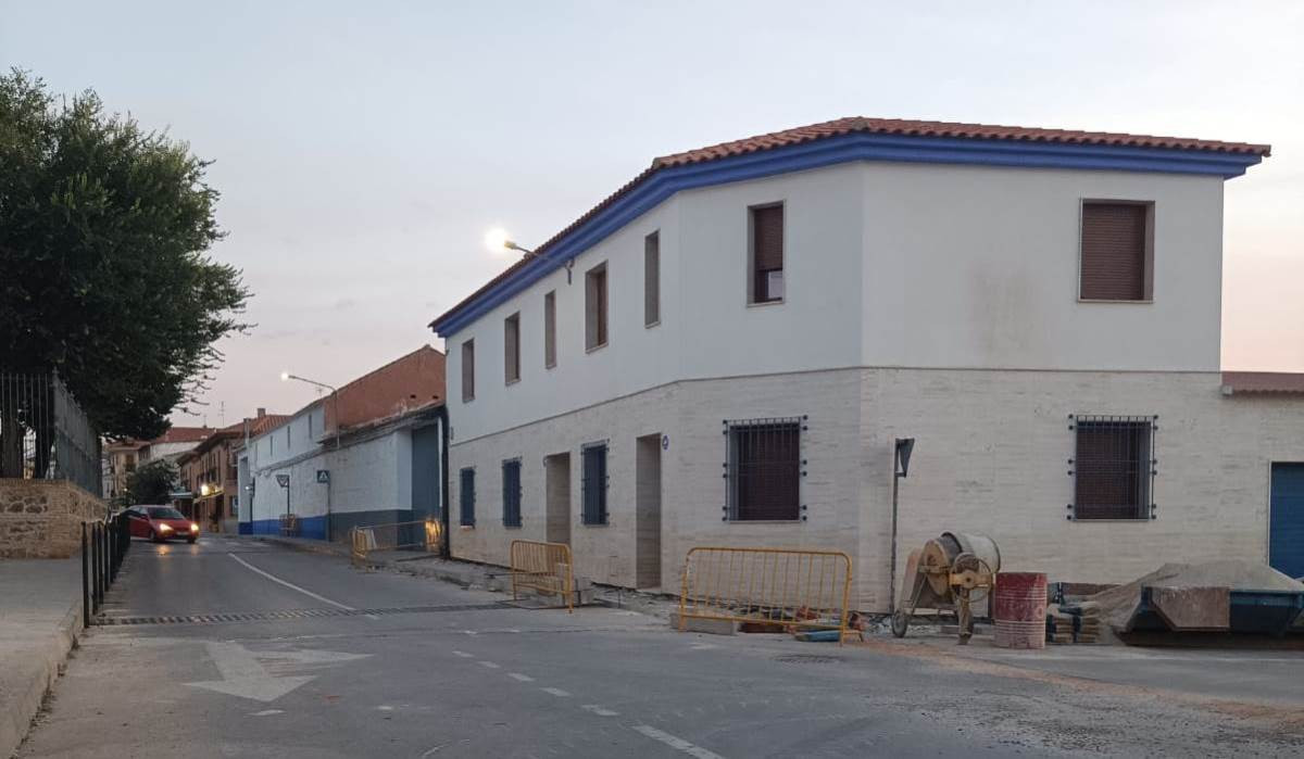   Poste y cables calle Luis Braille despuu00e9s