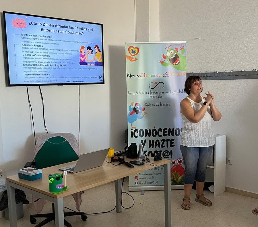 160924 charla neurodivergencias y familias neurodiversos12