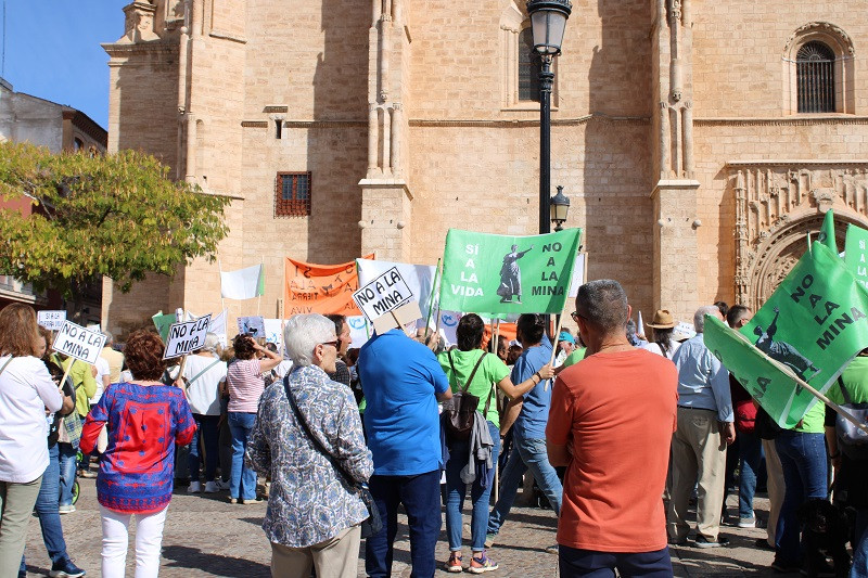 061024 VA CONCENTRACION TIERRAS RARAS 5