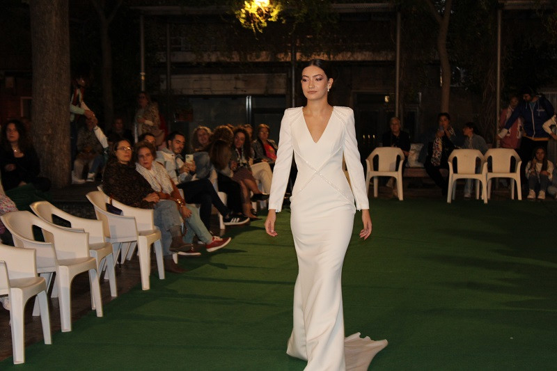 121024 VA DESFILE ROSAE 23