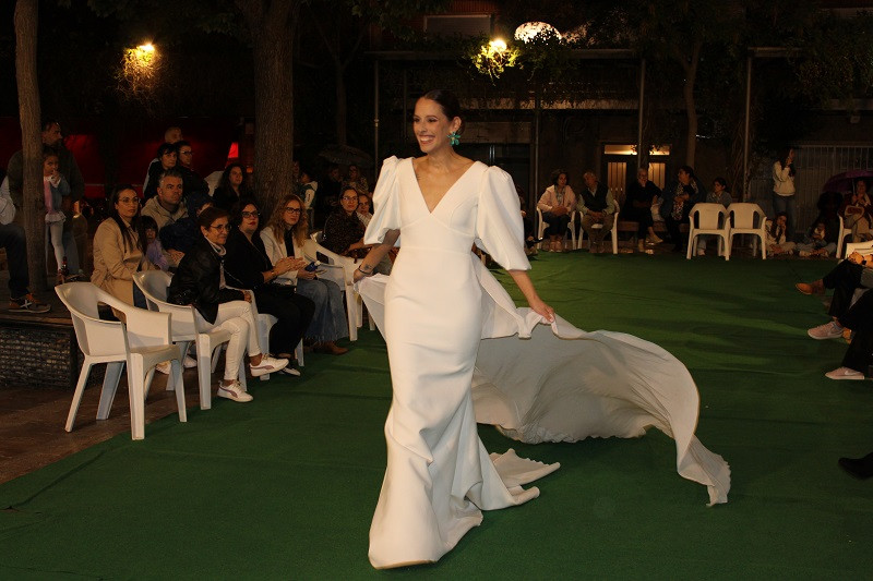 121024 VA DESFILE ROSAE 53