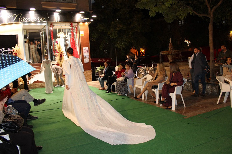 121024 VA DESFILE ROSAE 57