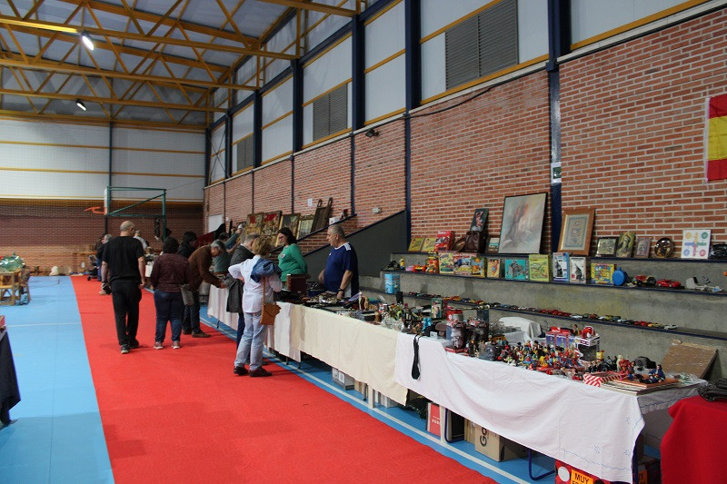 091124 VA FERIA ANTIGUEDADES 1