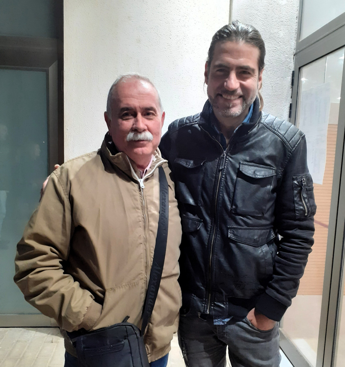 Con DANIEL HARE