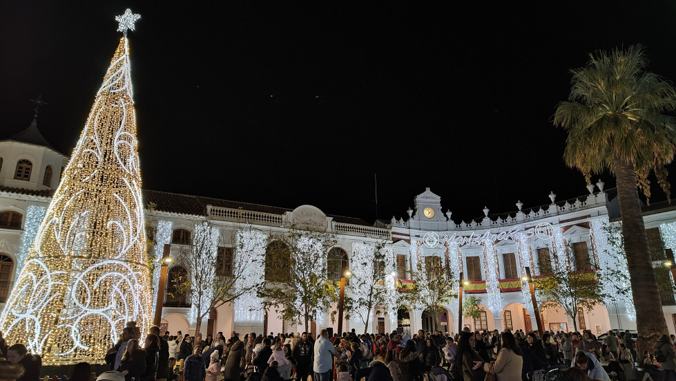 Encendido del alumbrado navideño en Manzanares (1)