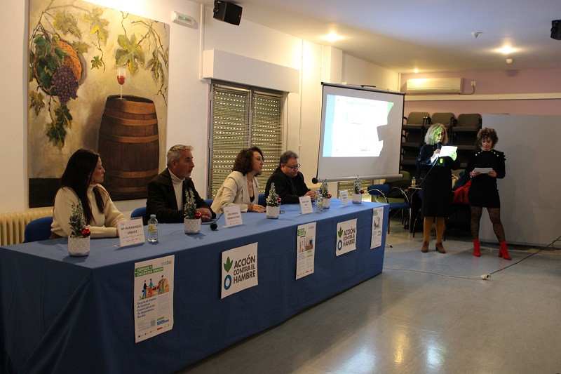 111224 VA ACCION CONTRA EL HAMBRE 1