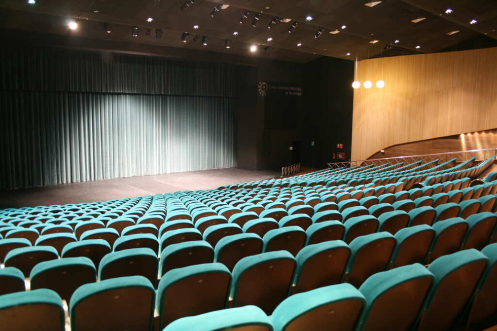 TEATRO AUDITORIO VALDEPEÑAS