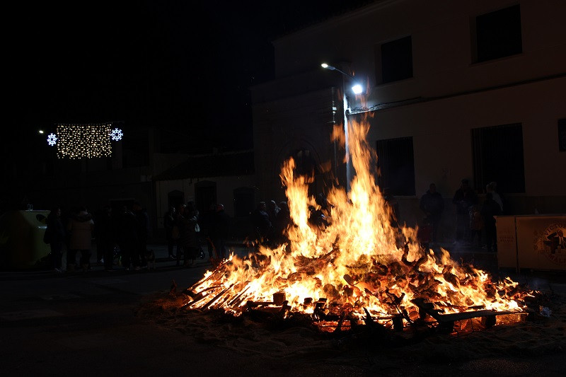 190125 VA HOGUERA SAN ANTON LUCERO 3