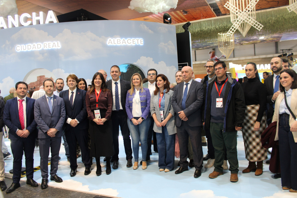 Blanca Fernu00e1ndez visita Fitur 1