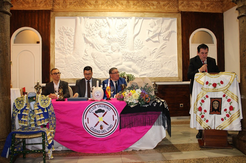 260125 VA ENTREGA TROFEOS CLUB TAURINO CIUDAD DEL VINO 2