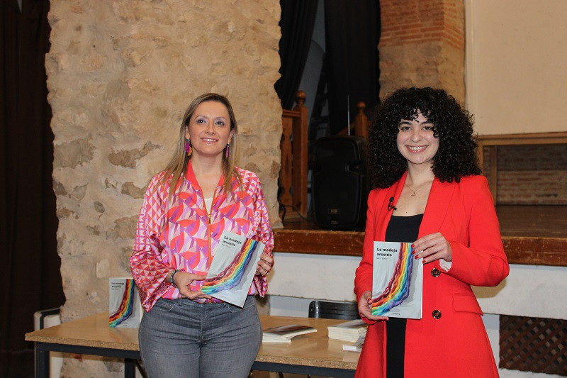140225 VA LIBRO MARIA RODAR
