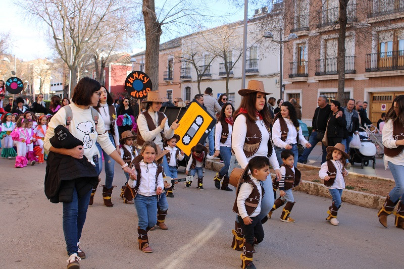 DESFILE CARNAVAL COLEGIO JESUS CASTILLO 3