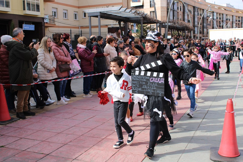 DESFILE CARNAVAL COLEGIO LORENZO MEDINA 11