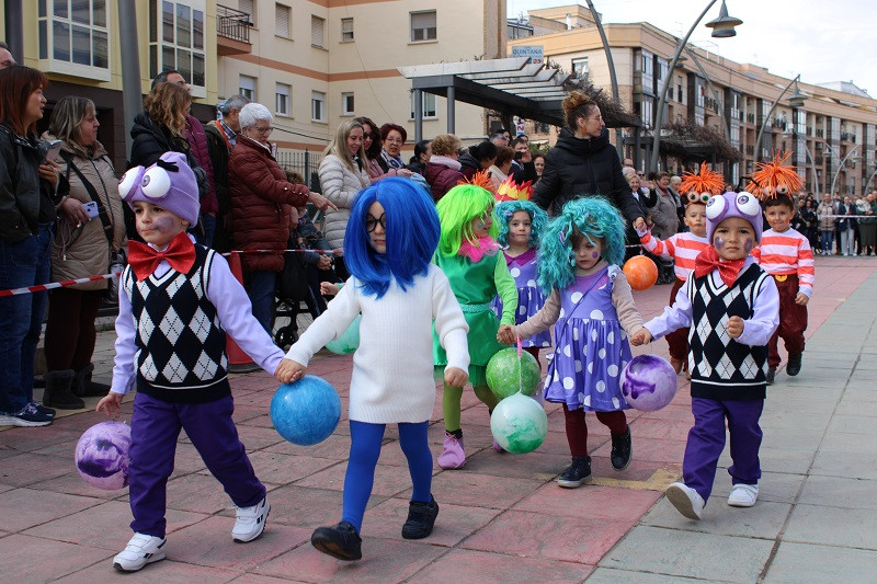 DESFILE CARNAVAL COLEGIO LORENZO MEDINA 4