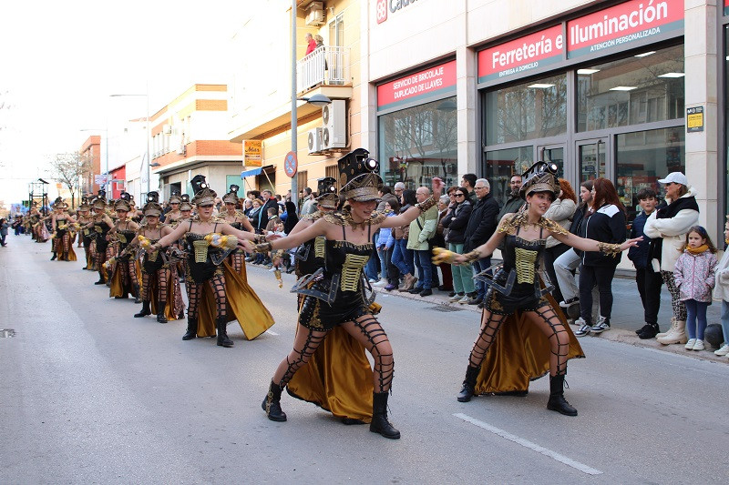 DESFILE CARROZAS 15