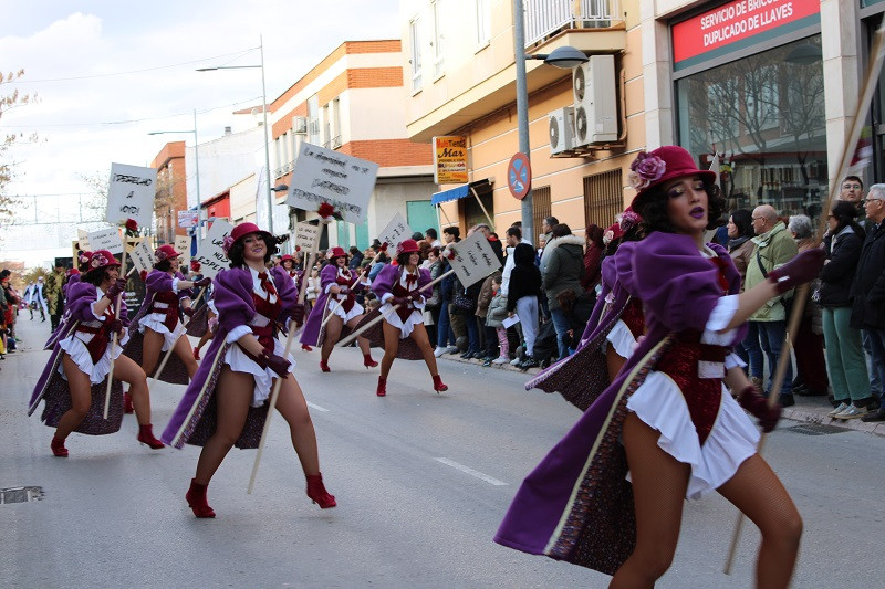 DESFILE CARROZAS 27