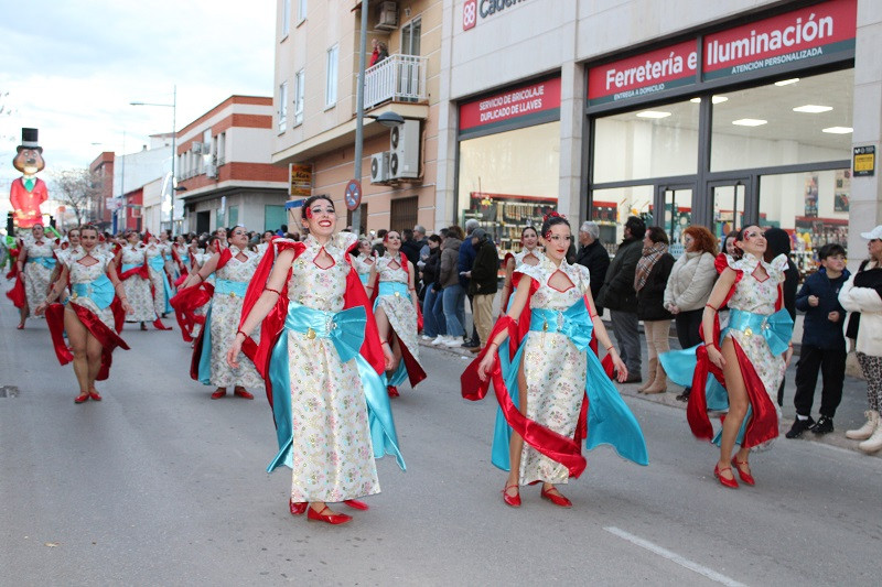 DESFILE CARROZAS 76