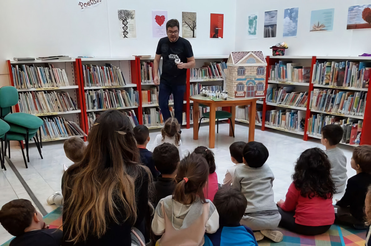 BIBLIOTECA VALDEPENAS 1