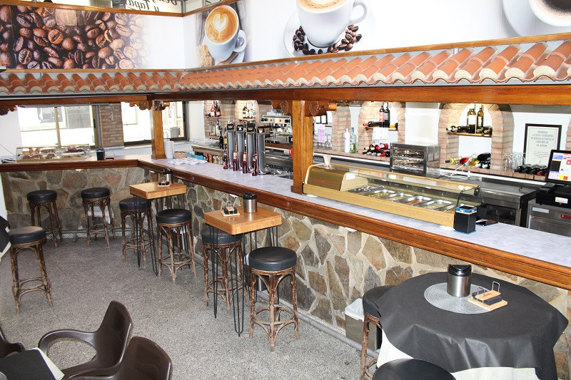300325 VA CAFE BAR LA CRUZ 1