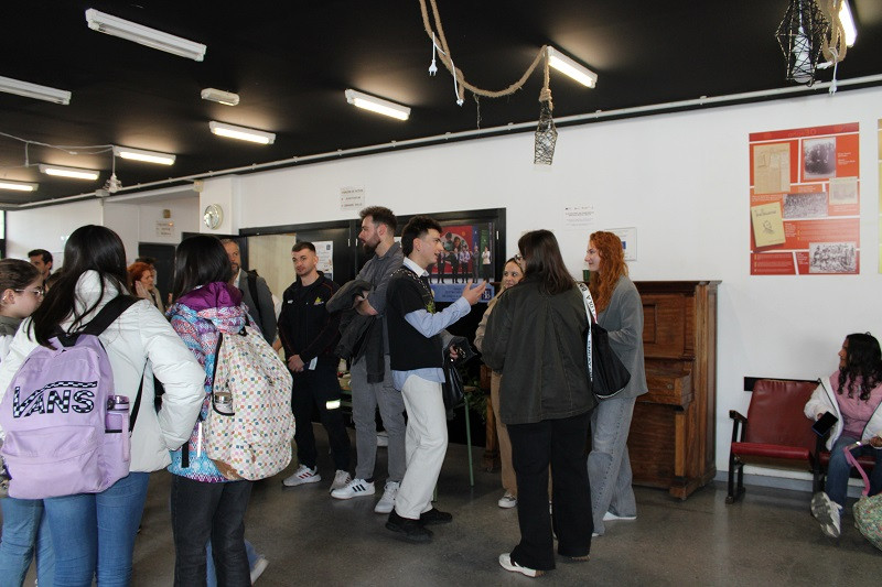 040425 VA IES BALBUENA 1