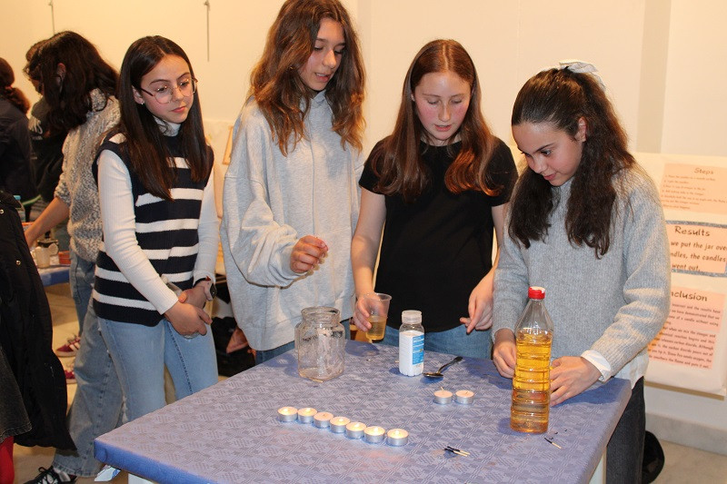 050425 VA FERIA DE LA CIENCIA 5
