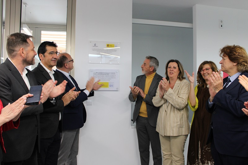 300425 VA OFICINA EMPLEA 3
