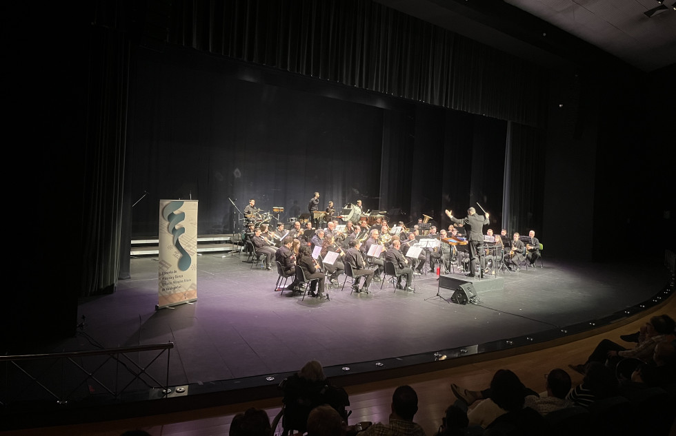 ESCUELA MUSICA CONCIERTO