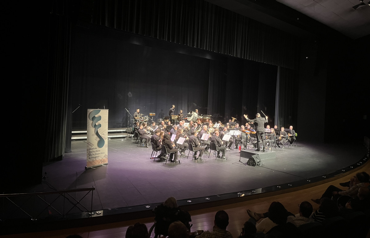 ESCUELA MUSICA CONCIERTO