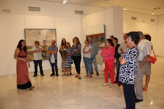 250916VAVISITAGUIADAEXPARTESPLASTICASDIATURISMO1