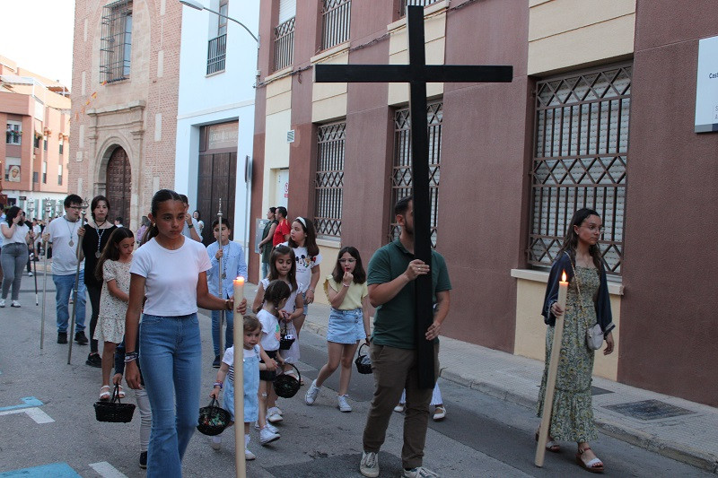 250525 VA PROCESION CRUZ MAYO INFANTIL CRISTO 1