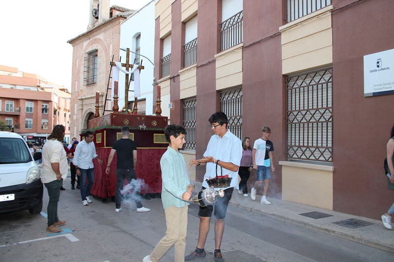 250525 VA PROCESION CRUZ MAYO INFANTIL CRISTO 4