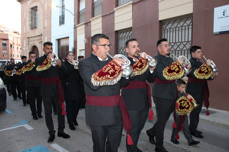 250525 VA PROCESION CRUZ MAYO INFANTIL CRISTO 8