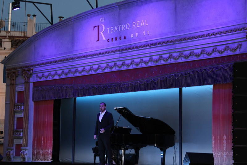 070625 VA CARROZA TEATRO REAL 1