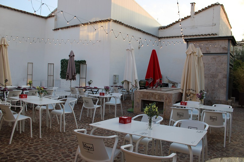 LA ANTIGUA BODEGA LOS LLANOS 15