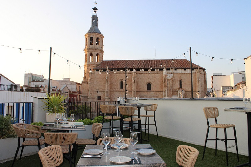 LA PIZZERIA THE ROOFTOP 9