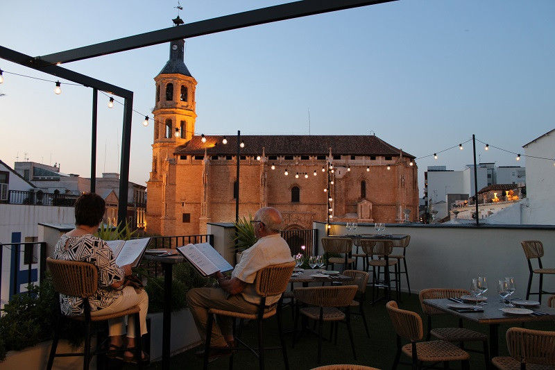 LA PIZZERIA THE ROOFTOP 12