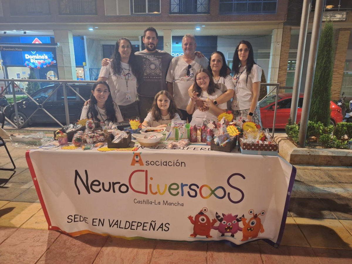 110725 mercadillo arte joven neurodiversos1