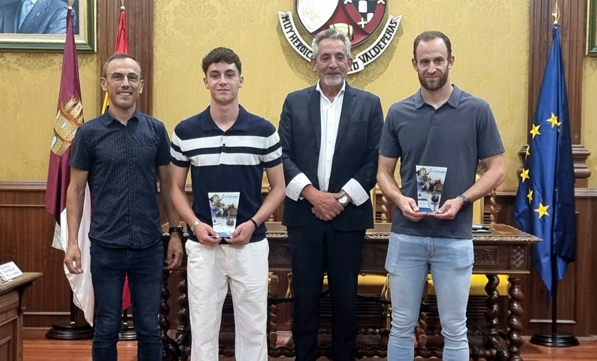 RECEPCIu00d3N CAMPEONES NATACION
