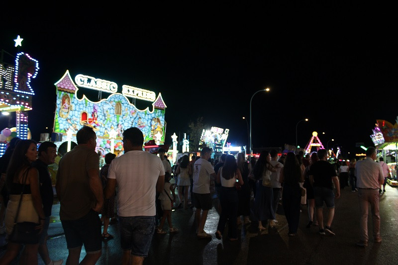 310725 VA INAUG FERIA 12