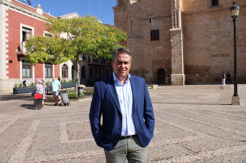 VICENTE CRUZ PRESI JOVENES AMIGOS DEL VINO